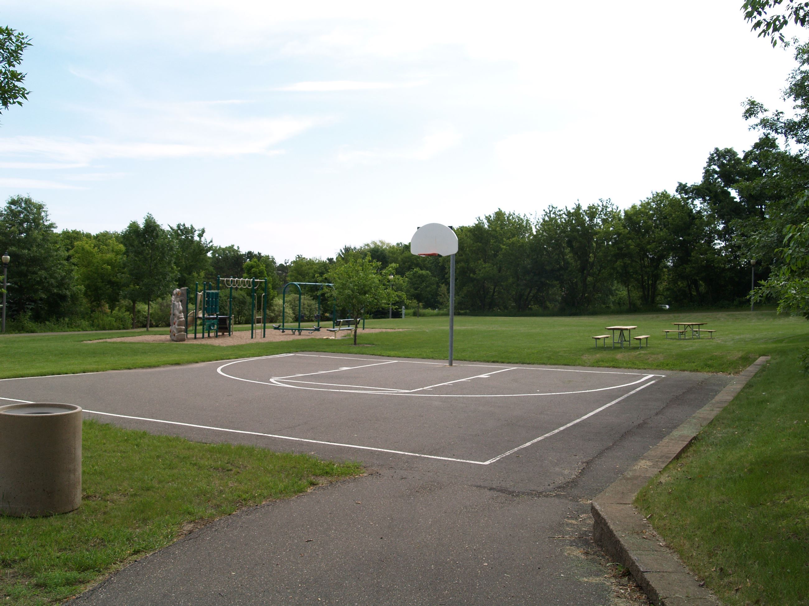 Larson Park Basketball Court